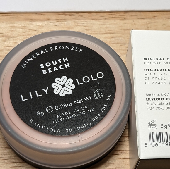 LILY LOLO Mineral Bronzer loose powder. New & Full size - Picture 2 of 3
